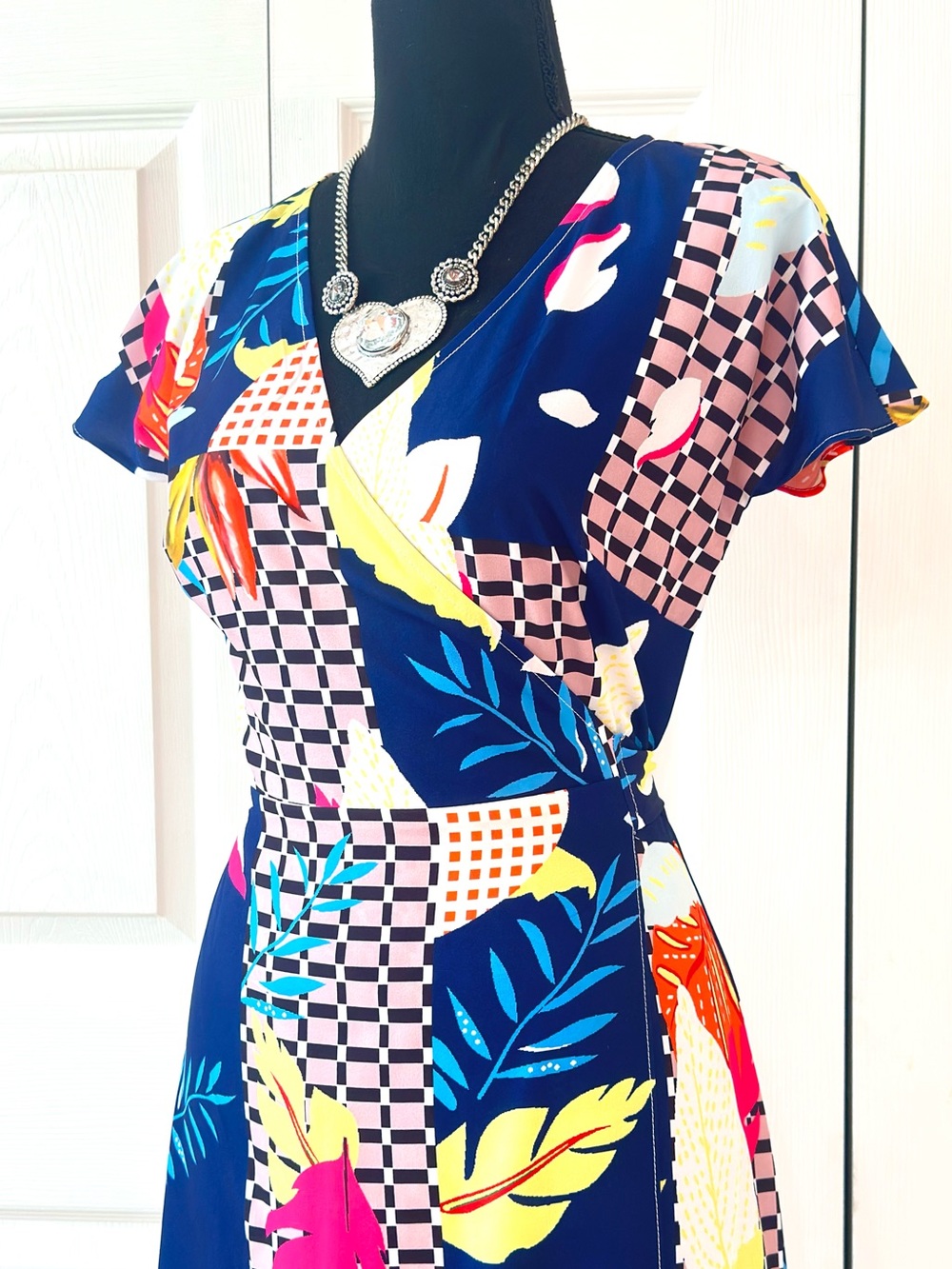 EVER PRETTY ~ Floral Lightweight Short Sleeve Wrap Maxi Dress Multicolor size M